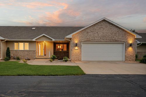 1511 16th Ave Sw, Austin, MN, 55912-1751 | Card Image