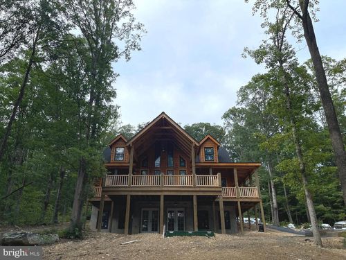 131 Upper Springs Ln, Woodstock, VA, 22664-3266 | Card Image