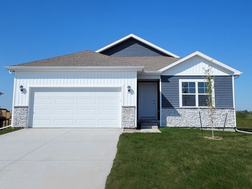 401 Kingfisher Dr, Norwalk, IA, 50211 | Card Image