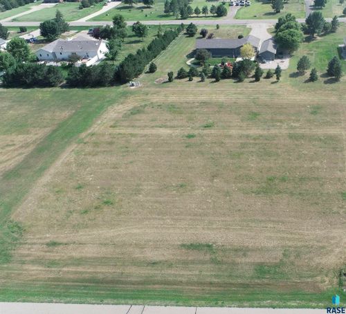 24 Meadow St Street, Pierre, SD, 57501 | Card Image