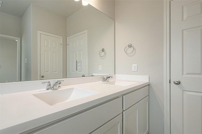 21923 Oia Island Dr, House other with 3 bedrooms, 2 bathrooms and 2 parking in Hockley TX | Image 32