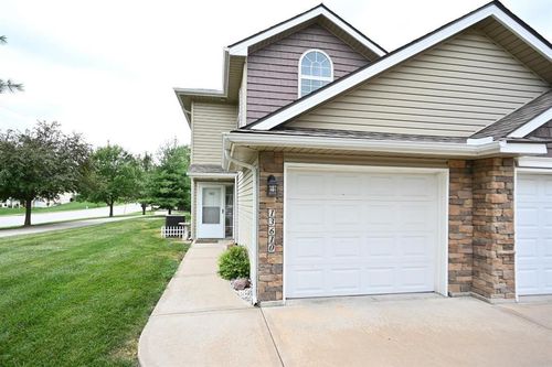 13610 Oak Valley Dr, Platte City, MO, 64079-7828 | Card Image