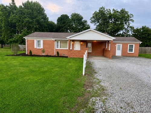 413 S Church St, Holcomb, MO, 63852-7208 | Card Image