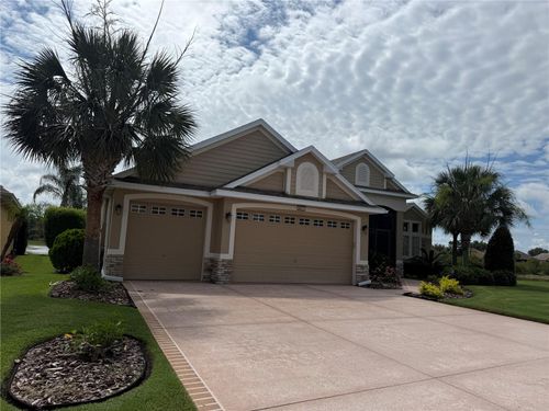 8872 Bridgeport Bay Cir, MOUNT DORA, FL, 32757-8856 | Card Image