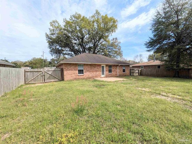 4920 Mayo Cir, House other with 3 bedrooms, 2 bathrooms and 1 parking in Pace FL | Image 7