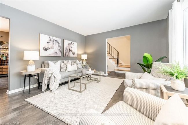 18 Crestwood Dr, House other with 3 bedrooms, 2 bathrooms and 4 parking in Cambridge ON | Image 7