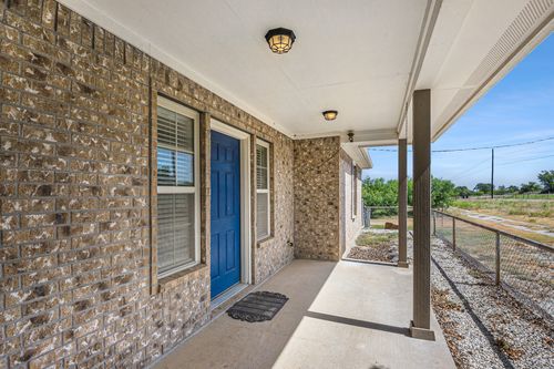 1780 Fm 4, Jacksboro, TX, 76458-3698 | Card Image