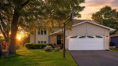 1530 Happy Valley Rd, Crown Point, IN, 46307-9300 | Card Image