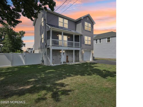 907 Florence Ave, Union Beach, NJ, 07735-2536 | Card Image