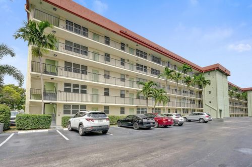 apt-201-5300 Ne 24th Ter, Fort Lauderdale, FL, 33308-3930 | Card Image