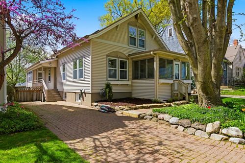 826 Woodrow Street, Madison, WI, 53711 | Card Image