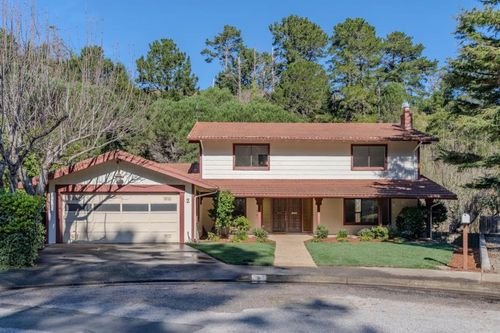 2 Valleywood Ct, Pacifica, CA, 94044-4046 | Card Image