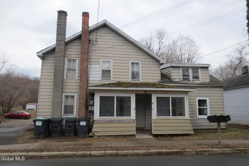2-34 Lake Ave, Nassau, NY, 12123-9311 | Card Image