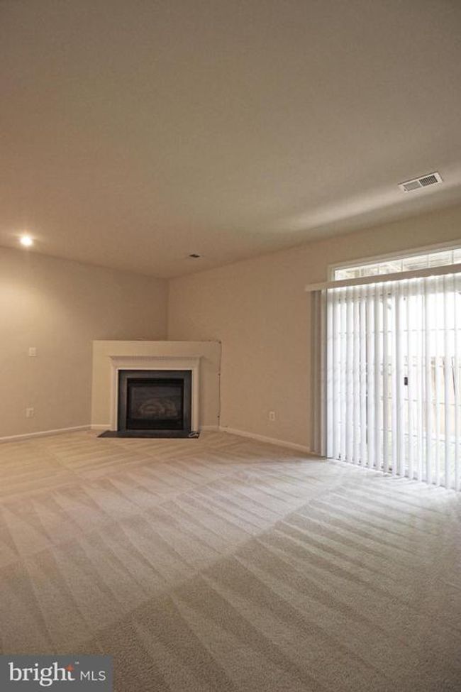7866 Birch Branch Ter, Townhouse with 3 bedrooms, 4 bathrooms and null parking in ALEXANDRIA VA | Image 5