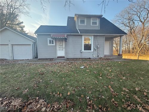 1248 Newton St, Akron, OH, 44305-3326 | Card Image