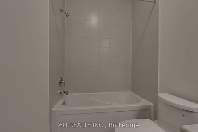 2610 Hibiscus Dr, House attached with 3 bedrooms, 3 bathrooms and 1 parking in Pickering ON | Image 35