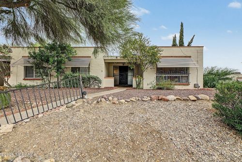 974 N Camino Las Solanas, Tucson, AZ, 85710 | Card Image