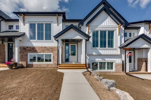 27 Station Drive, Sylvan Lake, AB, T4S0S6 | Card Image