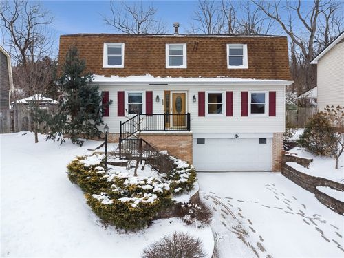 564 Shumaker Dr, Monroeville, PA, 15146-1056 | Card Image