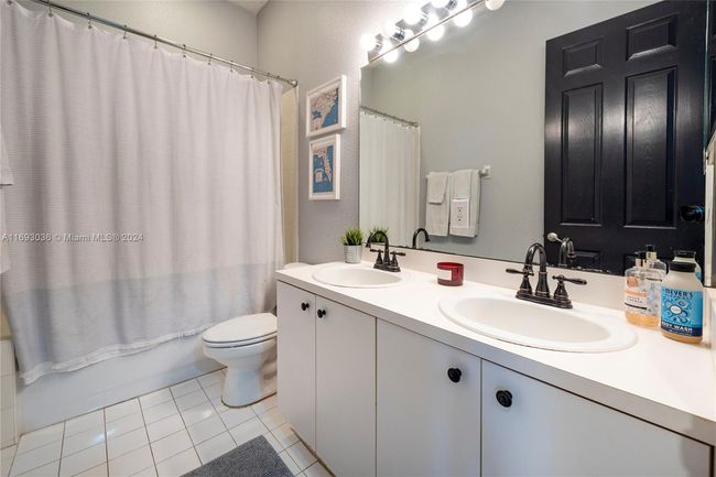 1850 Nw 72 Nd Way, House other with 4 bedrooms, 2 bathrooms and null parking in Pembroke Pines FL | Image 28