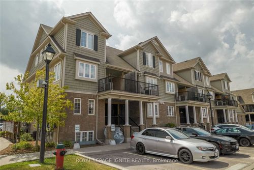 36b-15 Carere Cres, Guelph, ON, N1E0K4 | Card Image