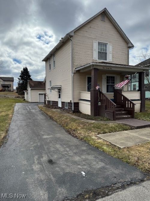 471 E North Ave, East Palestine, OH, 44413-2414 | Card Image
