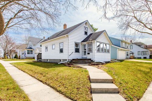 98 Jackson St, Fort Atkinson, WI, 53538-1602 | Card Image