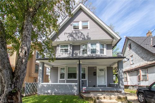 672 E 109th St, Cleveland, OH, 44108-2768 | Card Image