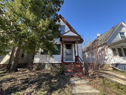 3730 W Hilda Place, Milwaukee, WI, 53215 | Card Image