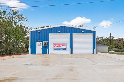 101 Orange St, La Marque, TX, 77568-6241 | Card Image