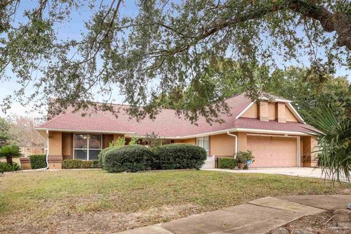 2300 Caddy Shack Ln, Pensacola, FL, 32526-2388 | Card Image