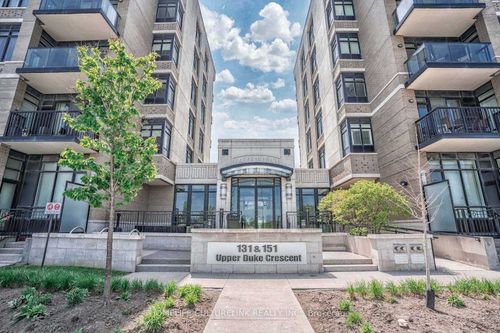 804-131 Upper Duke Cres, Markham, ON, L6G0C9 | Card Image