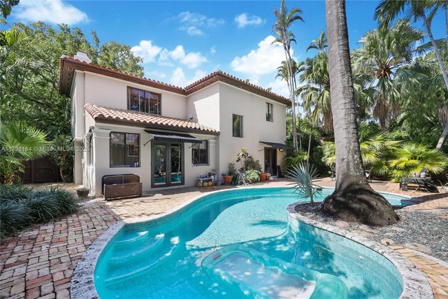 6121 Lagorce Dr, House other with 4 bedrooms, 2 bathrooms and null parking in Miami Beach FL | Image 14