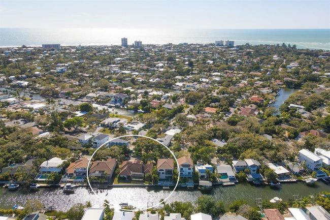 4937 Oxford Dr, House other with 3 bedrooms, 2 bathrooms and null parking in SIESTA KEY FL | Image 36