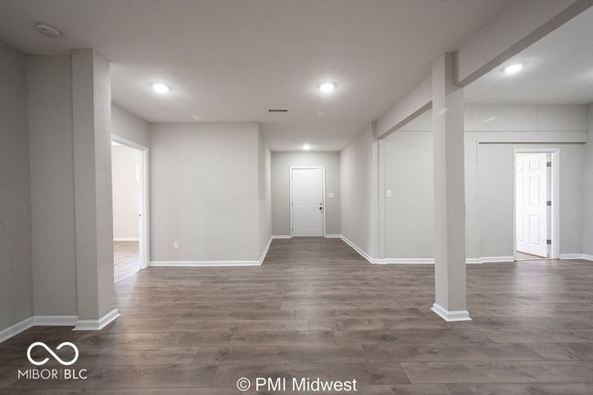 5037 10 Th St, Condo with 3 bedrooms, 1 bathrooms and null parking in Indianapolis IN | Image 6
