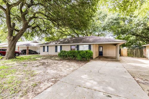 123 August Dr, Lafayette, LA, 70506-3848 | Card Image