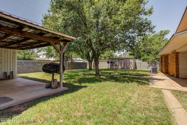 1308 E Buckley St, House other with 4 bedrooms, 3 bathrooms and null parking in Brownfield TX | Image 60