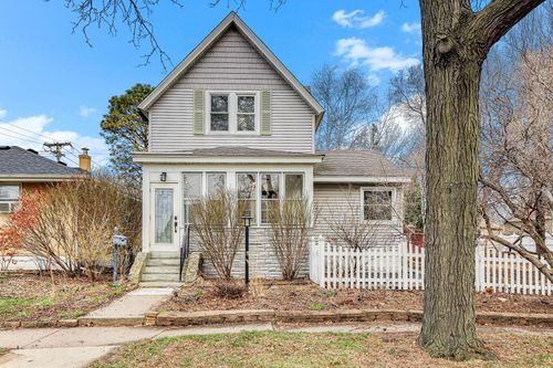 1569 Race St, Saint Paul, MN, 55102-4221 | Card Image
