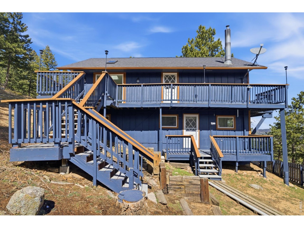 Residential in Golden