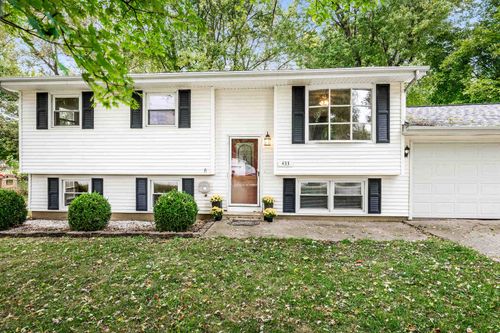 433 Standish Dr, Bloomington, IL, 61704-4692 | Card Image