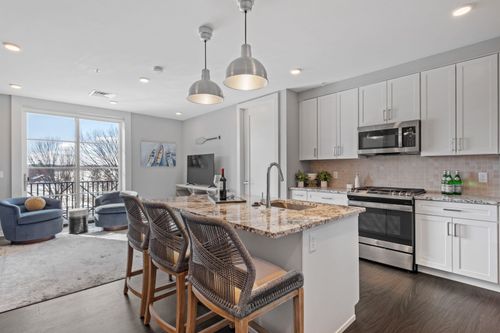 205-51 Elm St, Laconia, NH, 03246-2415 | Card Image