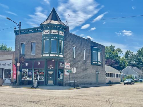 246 N Main Ave, Ladd, IL, 61329-9690 | Card Image