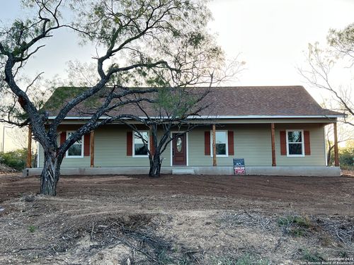 353 County Road 1643, Moore, TX, 78057 | Card Image