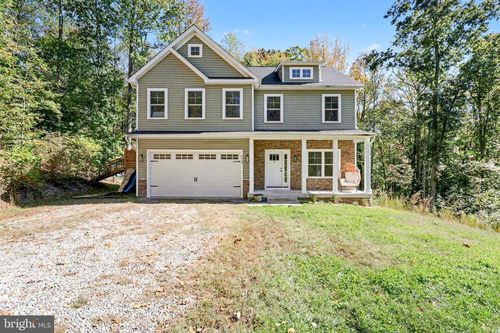 8043 Buckthorne Run, KING GEORGE, VA, 22485-8600 | Card Image