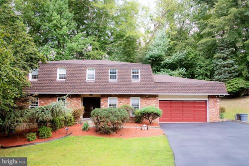 210 Martins Run, Media, PA, 19063-1026 | Card Image