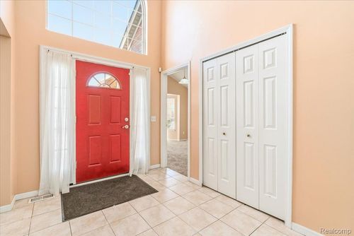 25889 Maple Dr, Taylor, MI, 48180-9313 | Card Image