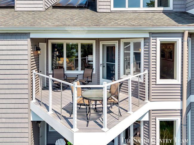 UNIT-21 - 810 S Harbor Dr, Condo with 3 bedrooms, 3 bathrooms and null parking in Grand Haven MI | Image 60
