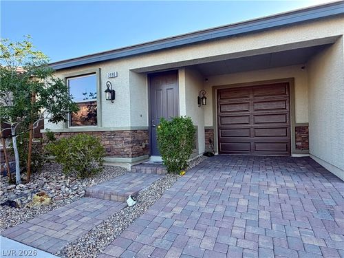 2698 Beacon Rock Dr, Laughlin, NV, 89029-1011 | Card Image