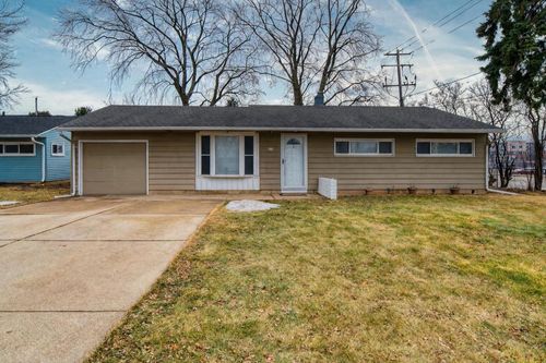 405 W Sugar Lane, GLENDALE, WI, 53217 | Card Image