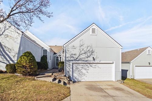 414 Ne 96th Terrace, Kansas City, MO, 64155 | Card Image